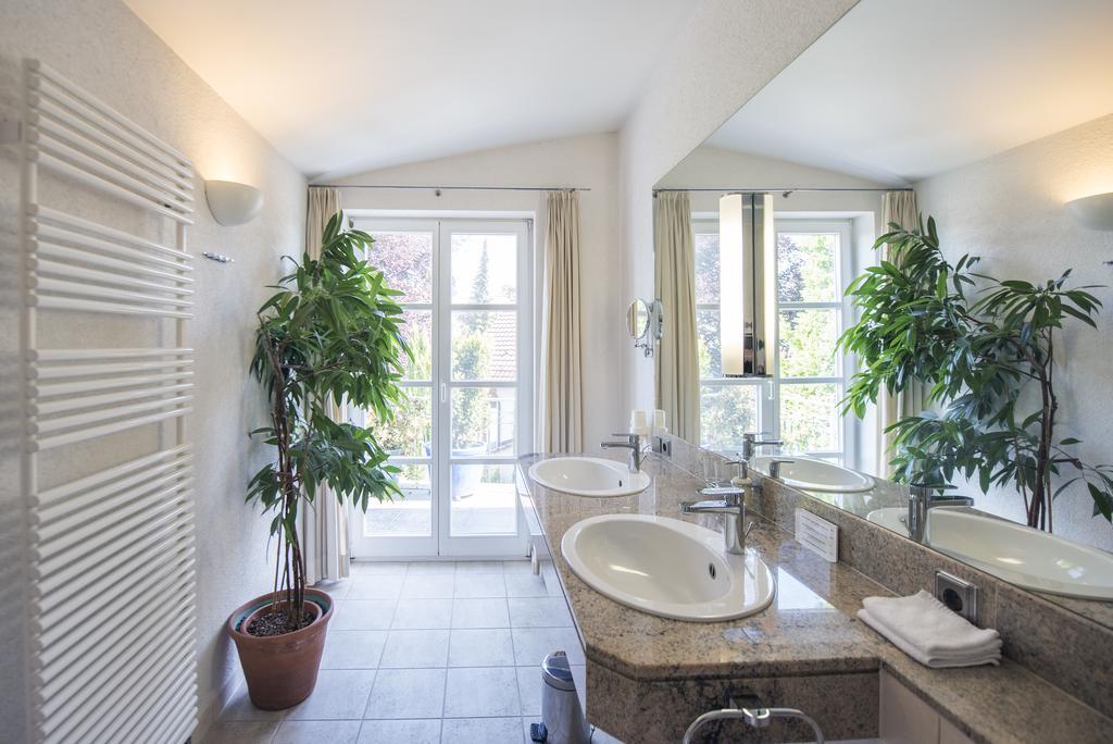 Artvilla Am See - Offen April Bis 18 Oktober 2025 Radolfzell am Bodensee Kamer foto