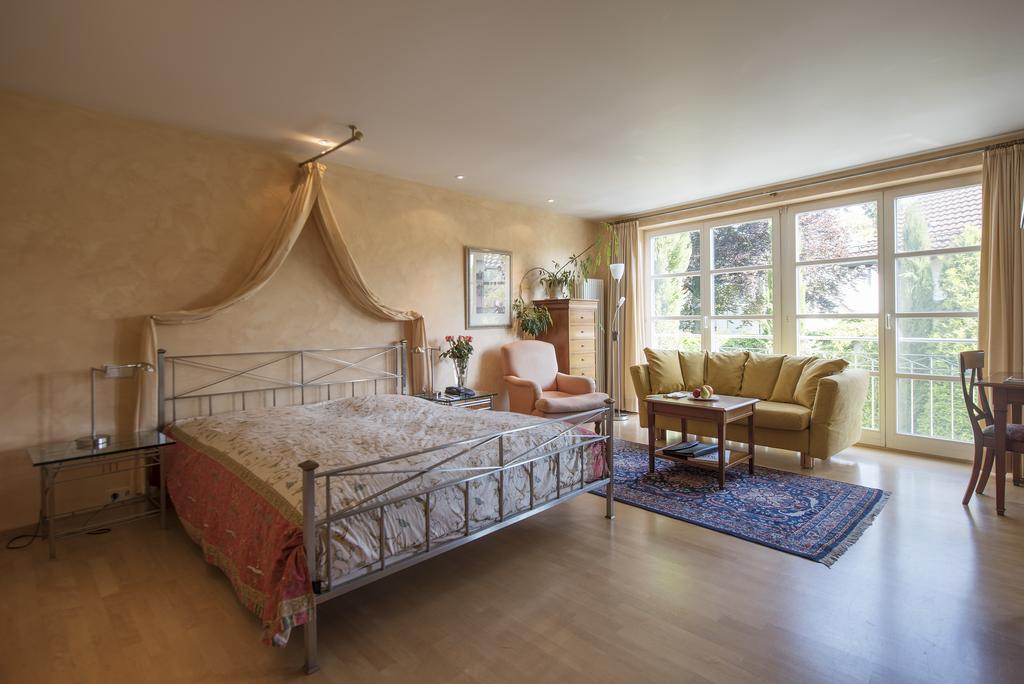 Artvilla Am See - Offen April Bis 18 Oktober 2025 Radolfzell am Bodensee Kamer foto